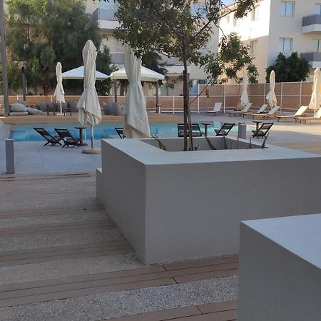 Cosy Apartment In A Luxury Resort Paralimni Exteriör bild