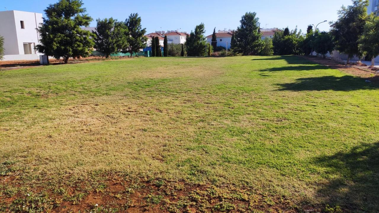 Cosy Apartment In A Luxury Resort Paralimni Exteriör bild