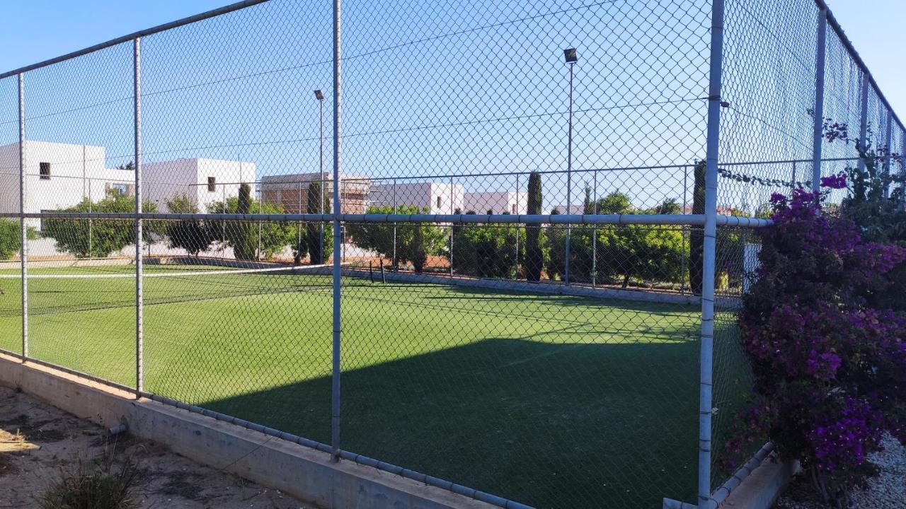 Cosy Apartment In A Luxury Resort Paralimni Exteriör bild