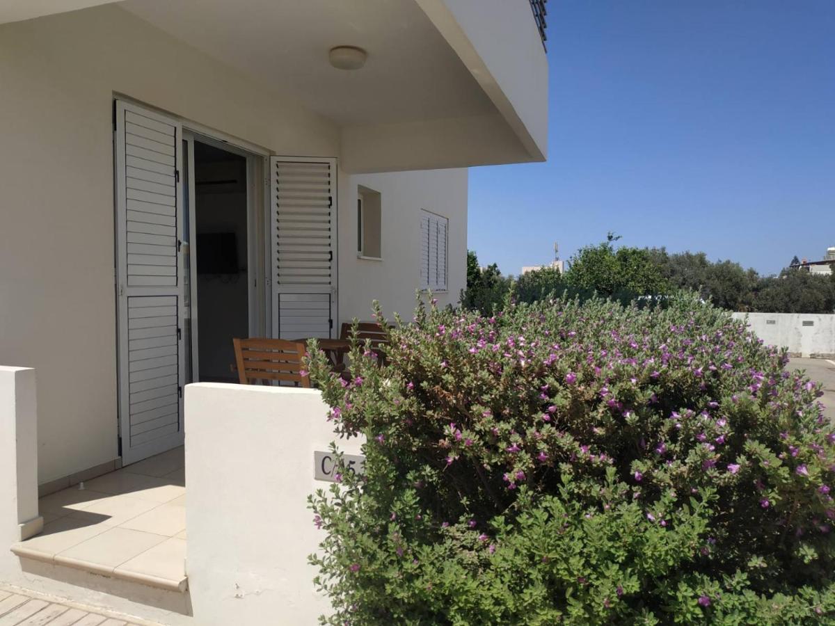 Cosy Apartment In A Luxury Resort Paralimni Exteriör bild