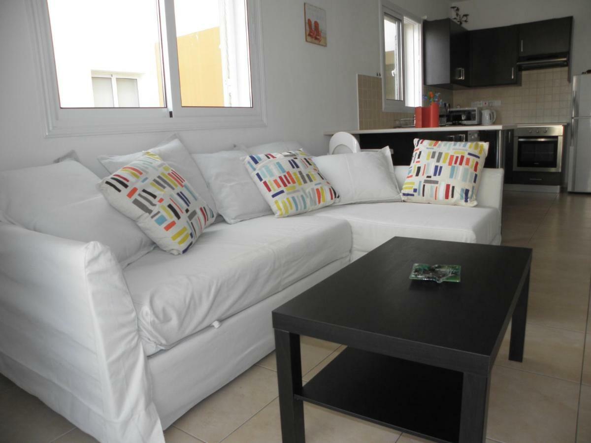 Cosy Apartment In A Luxury Resort Paralimni Exteriör bild