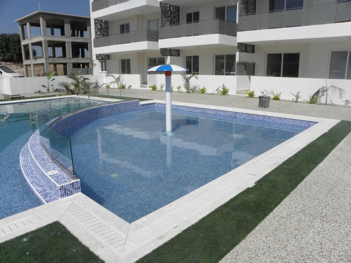 Cosy Apartment In A Luxury Resort Paralimni Exteriör bild